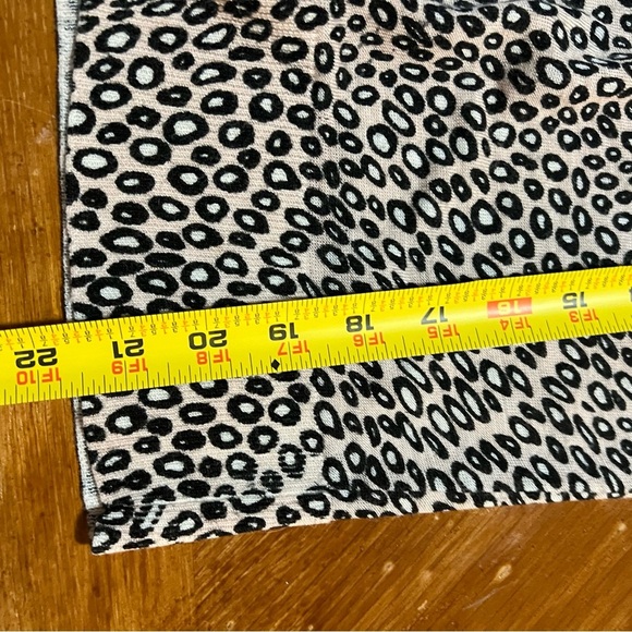 LOFT Animal Print Lightweight Ramie Blend Cardigan Sweater Size Small Career - Picture 8 of 9